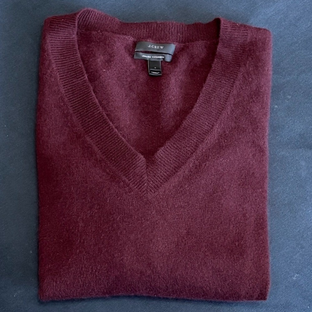 J.Crew Sweater Womens M Burgundy 100% Italian Cashmere V-Neck Pullover 29660 - Picture 5 of 9